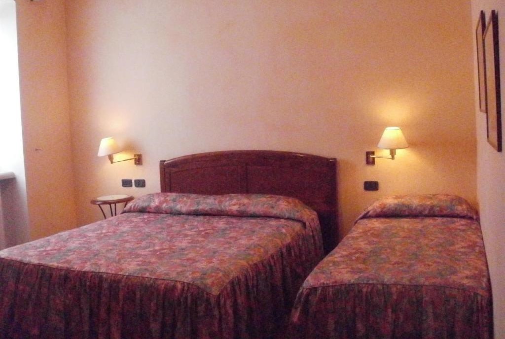 Camera tripla per famiglie - Hotel Meridiana Camera tripla - Hotel Meridiana per famiglie