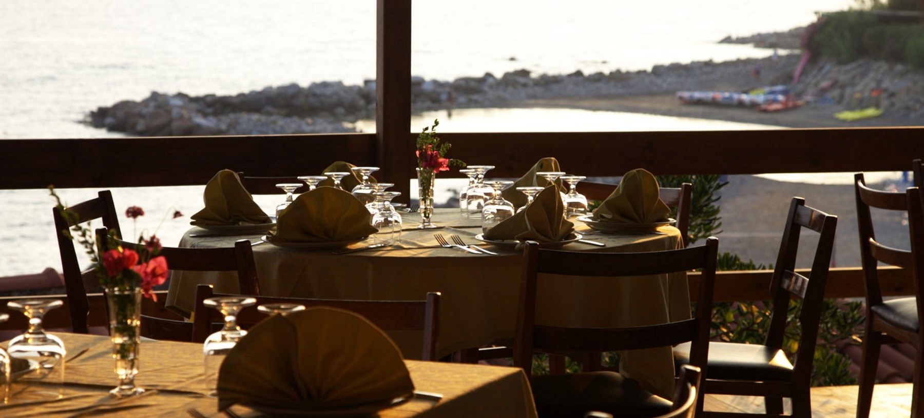 Ristorante villaggio resort Baia del Silenzio per famiglie Ristorante sulla spiaggia - Villaggio Resort Baia del Silenzio per famiglie