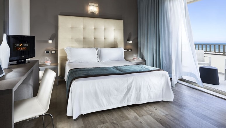 Yes Hotel Touring a Rimini - Camera classic per famiglie Yes Hotel Touring - Camere per famiglie