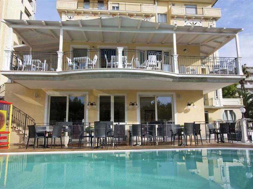 Hotel Girasole A San Benedetto Del Tronto Hotel Girasole A San Benedetto Del Tronto