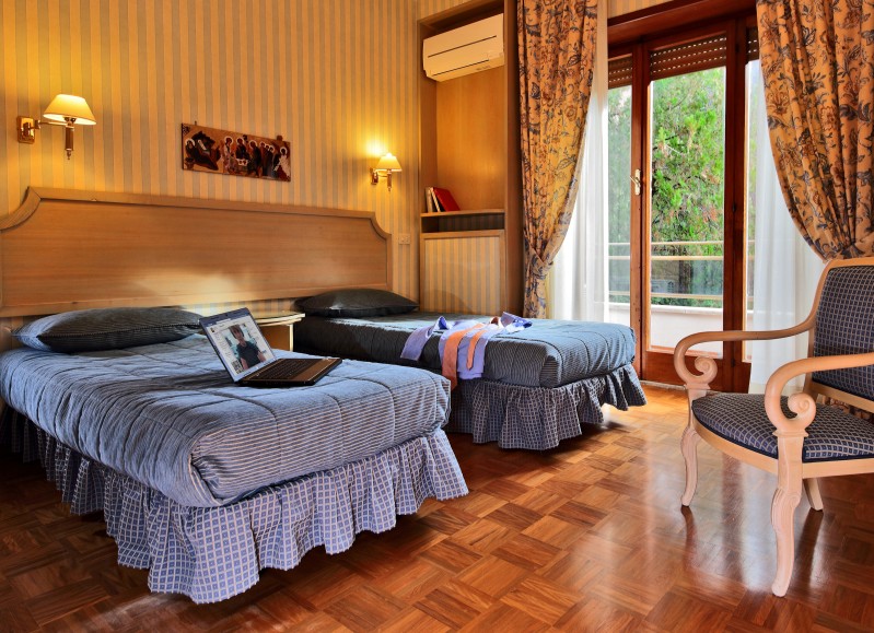 Appartamento Large Family - Aurelia Residence a Roma appartamenti aurelia residence - camera da letto per bambini