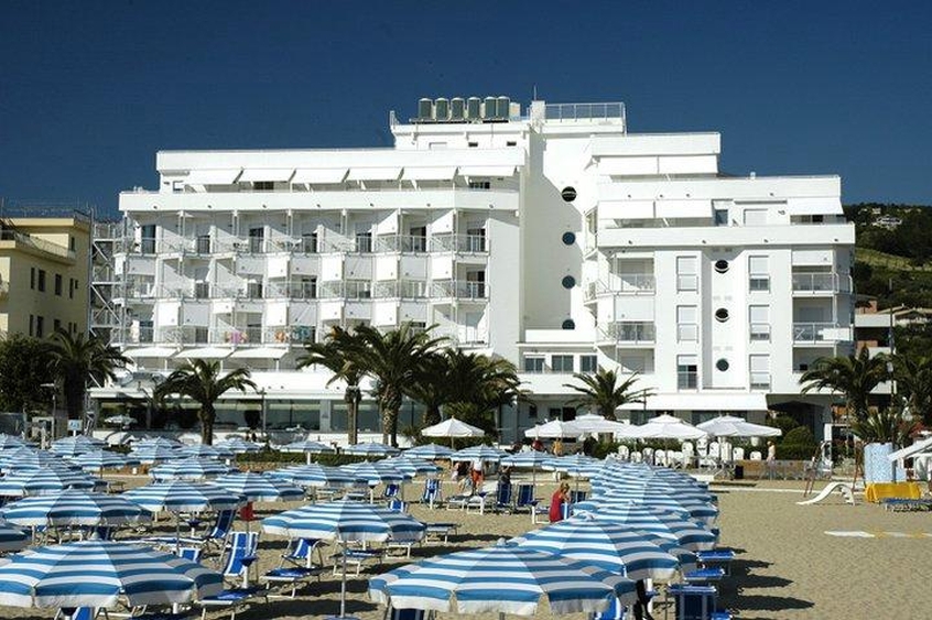 Hotel Abruzzo Marina Silvi Te Hotel Abruzzo Marina Silvi Te
